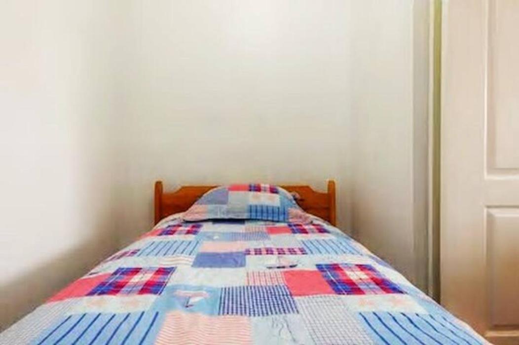 John&Jane'S House Apartment Съри Екстериор снимка